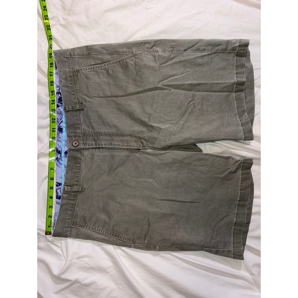 Tommy Bahama Boracay Chino Shorts Mens 38 Olive Green Stretch Cotton T09-17
